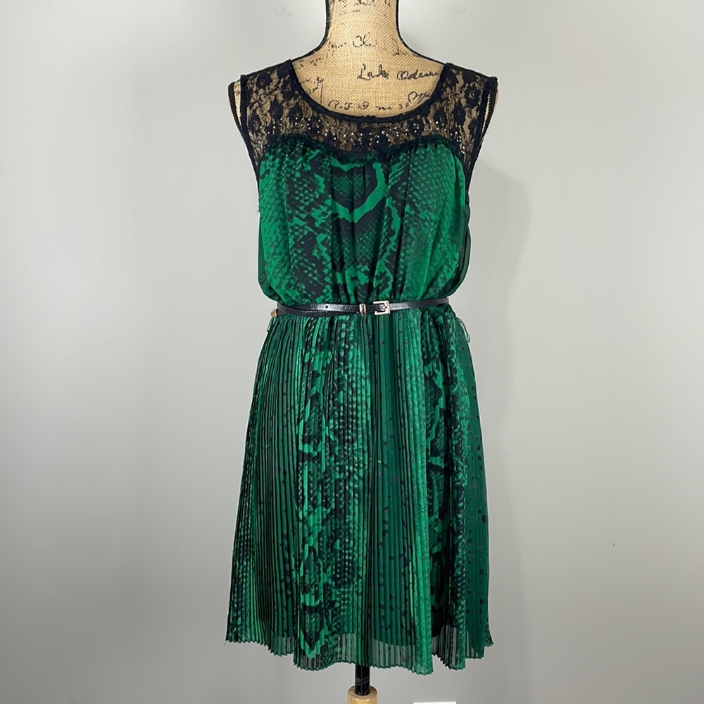 GB dress green and black 11 juniors